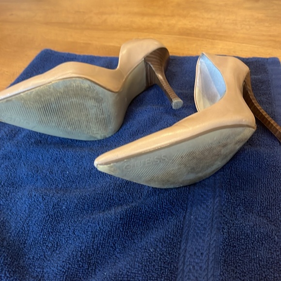 Women’s Guess Nude Pump, Size 7.5 - Picture 5 of 5